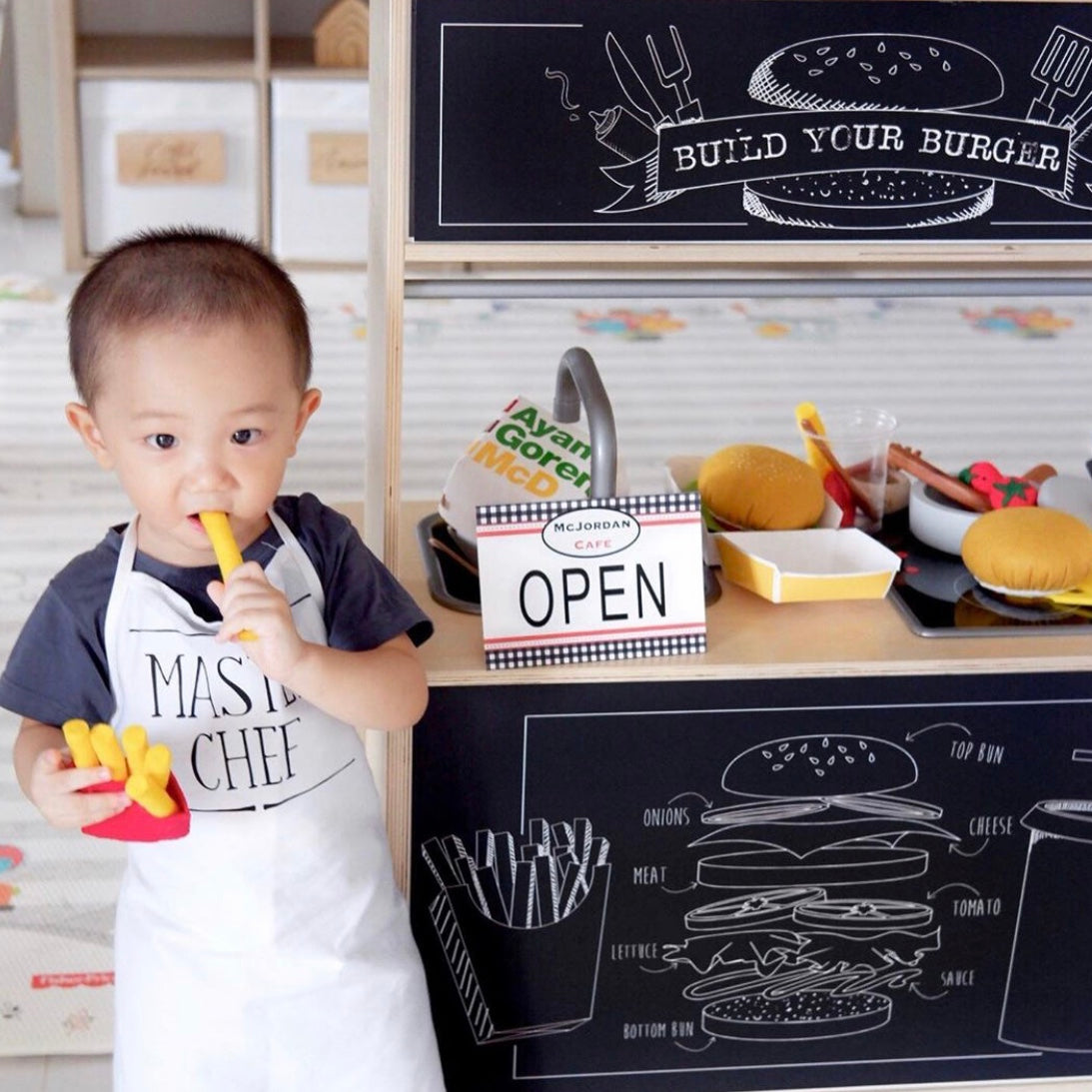 Met Build Your Burger Bar geef je jouw IKEA Duktig een unieke make-over vol speelplezier en creativiteit.